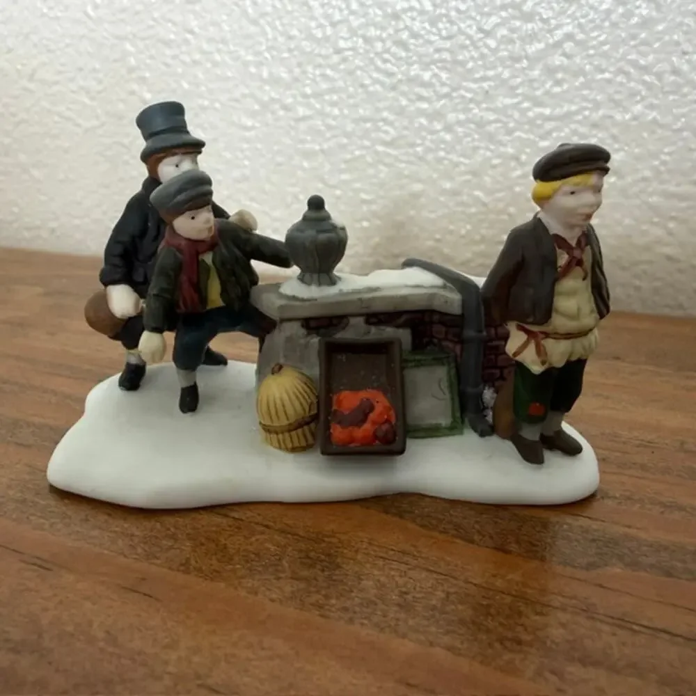 Department 56 Heritage Village Mixed Lot #15 Oliver Twist